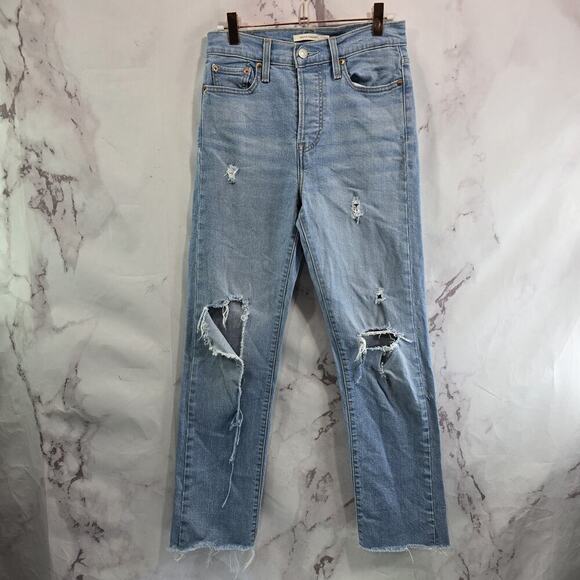 Levis Jeans Women 26 Wedgie Straight Button Fly Distressed Light Wash High Rise - Picture 1 of 13